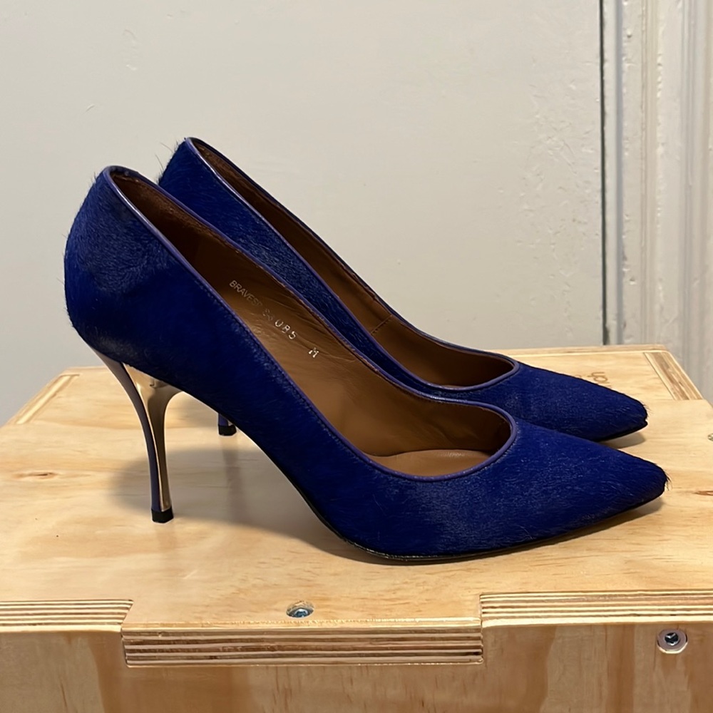 Donald J Pliner cobalt blue calf hair heels. Size 8.5